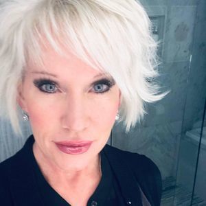 Meet your Posher, Beth